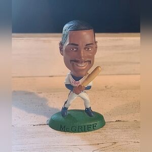 Fred McGriff Atlanta Braves 1997 Baseball Figure Collection [ Read Details ]